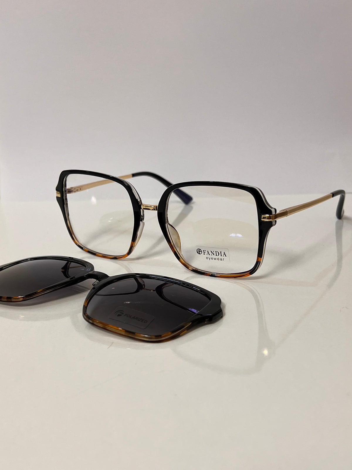 Lunette Applique